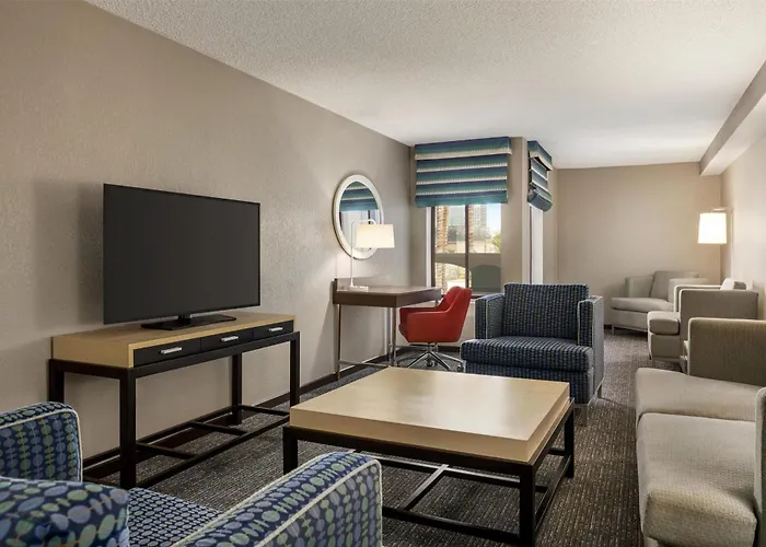 Hampton Inn Tropicana
