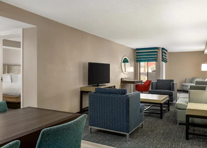Hampton Inn Tropicana